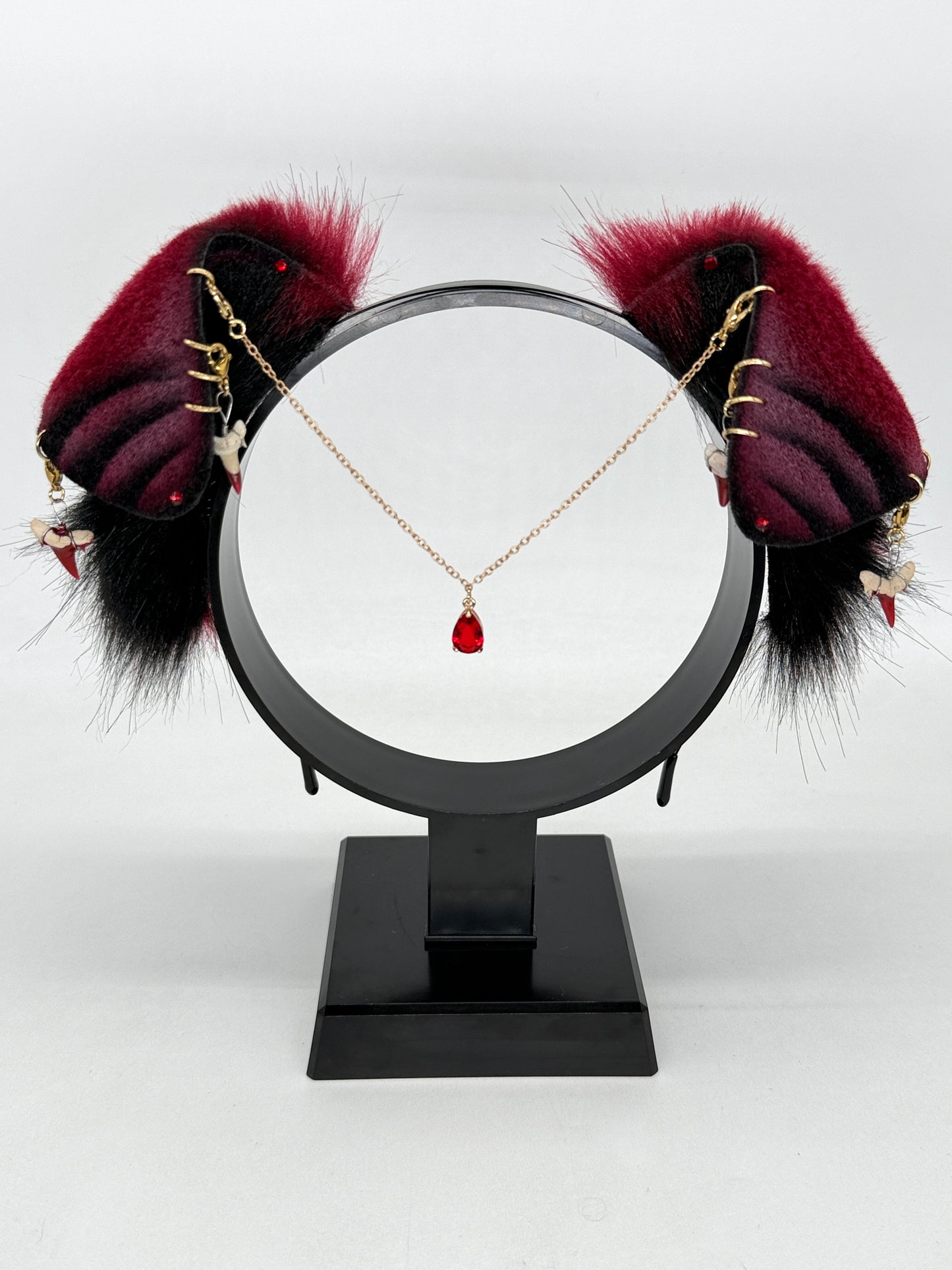 Sanguinis Regalia Shark Ears (Pup shape)