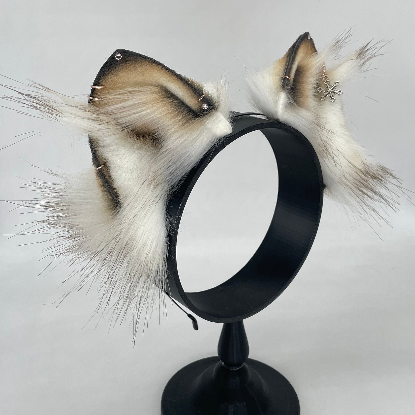 Toasted Arctic Wolf Pup ears