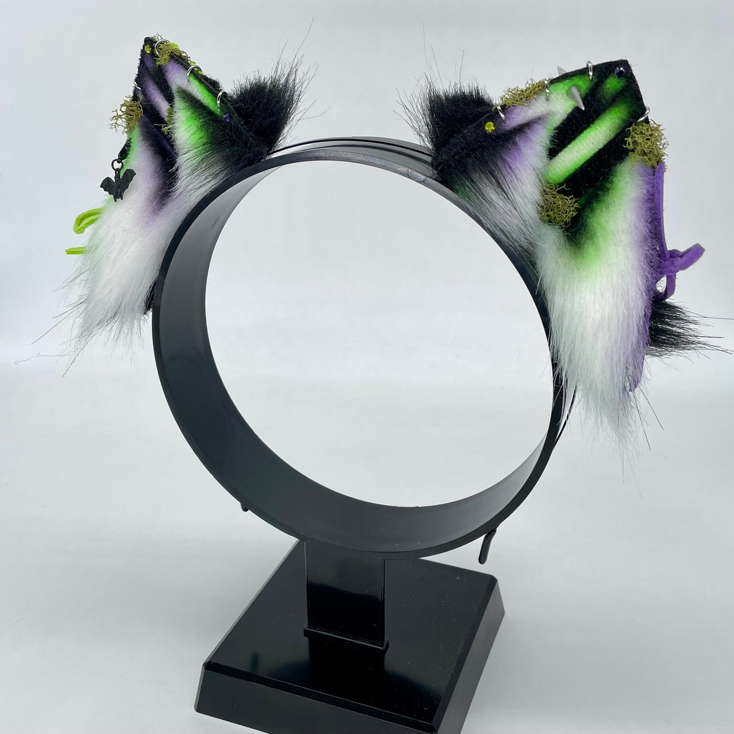Beetlejuice Kitten Ears