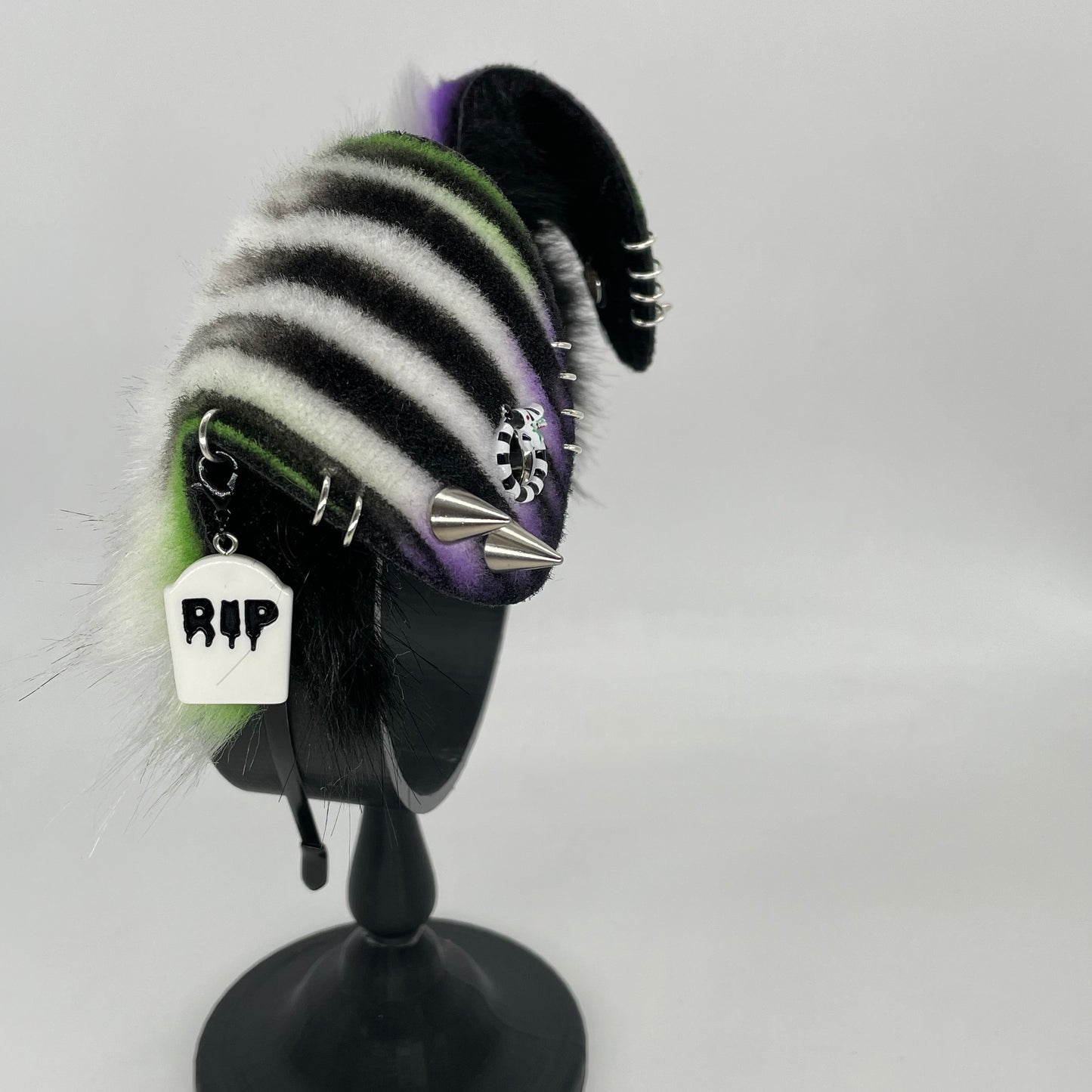 Beetlejuice Puppy set